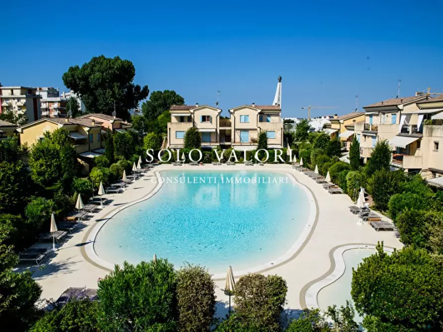 appartamento in vendita a Jesolo in zona Lido