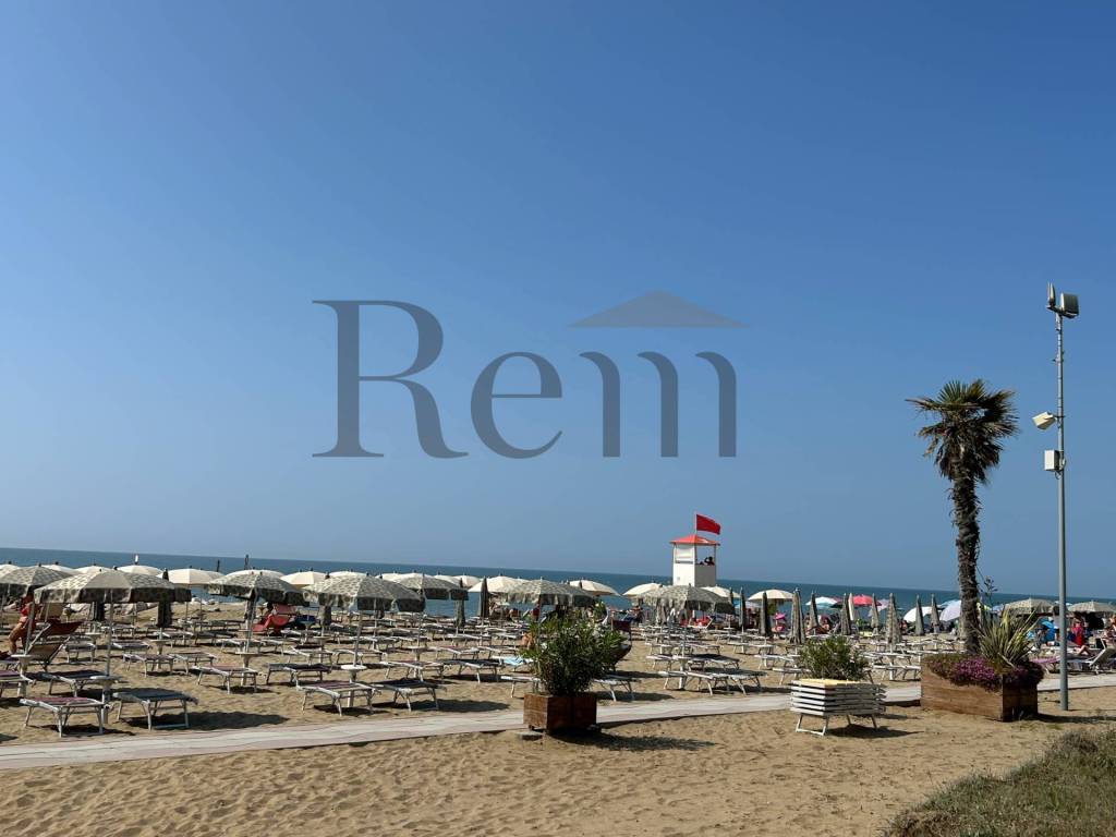 appartamento in vendita a Jesolo in zona Lido