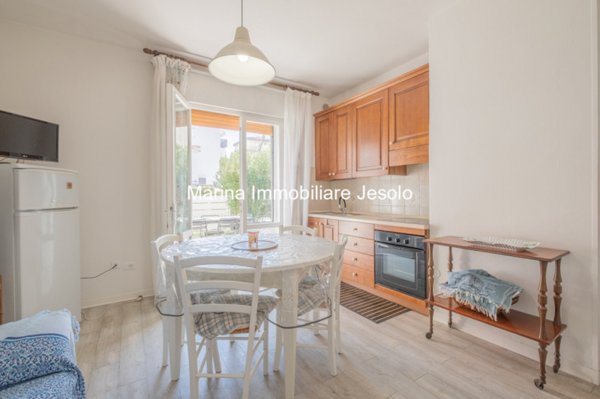 appartamento in vendita a Jesolo in zona Lido