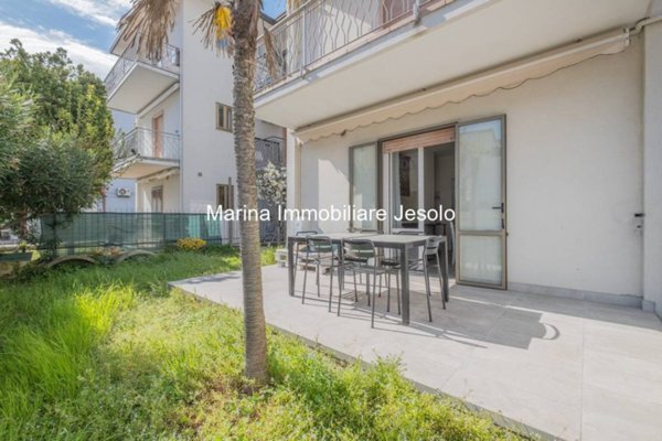 appartamento in vendita a Jesolo in zona Lido