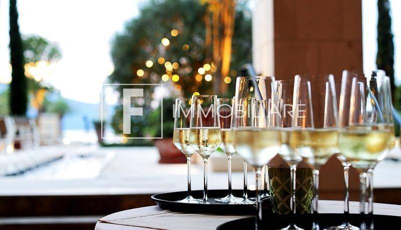 negozio in vendita a Jesolo in zona Lido