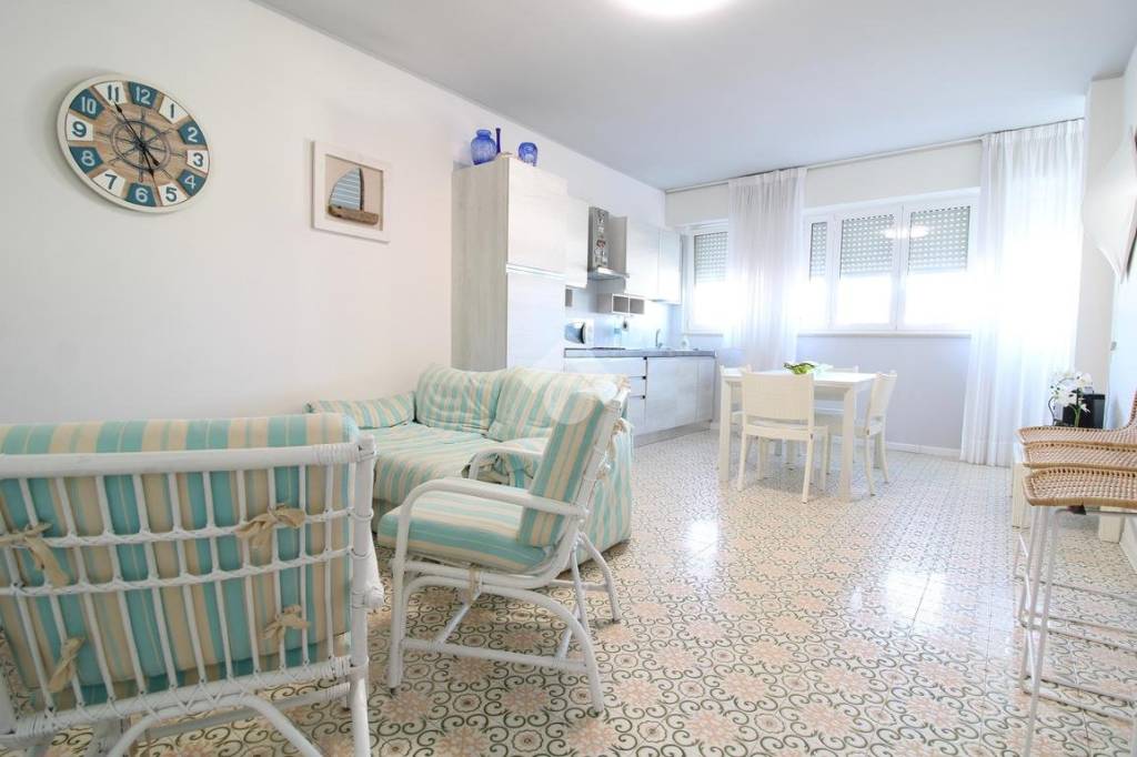 appartamento in vendita a Jesolo in zona Lido