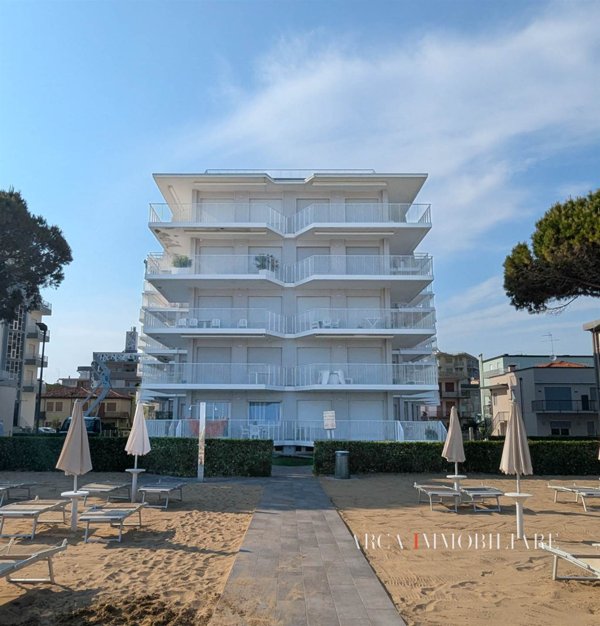 appartamento in vendita a Jesolo in zona Lido