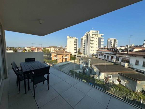 appartamento in vendita a Jesolo in zona Lido