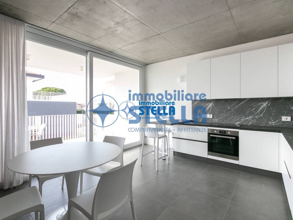 appartamento in vendita a Jesolo in zona Lido