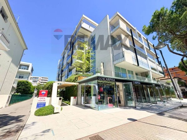 appartamento in vendita a Jesolo in zona Lido