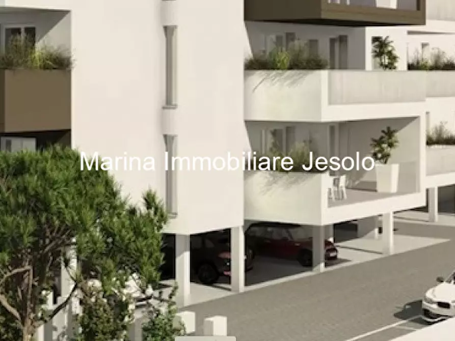 appartamento in vendita a Jesolo in zona Lido