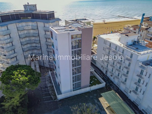 appartamento in vendita a Jesolo in zona Lido