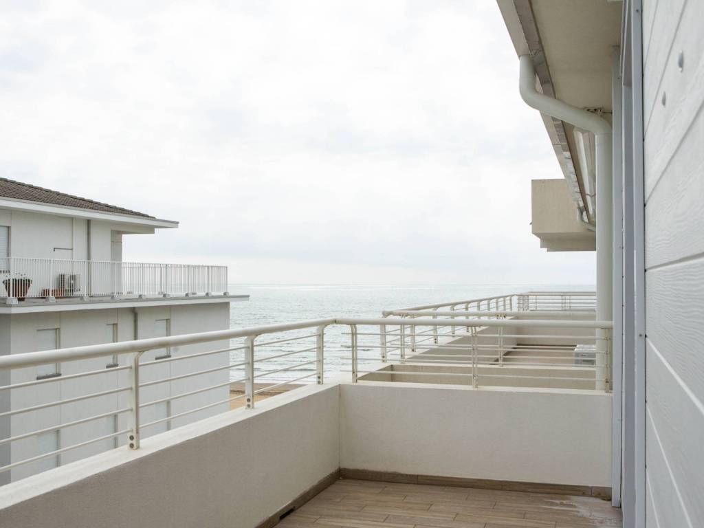 appartamento in vendita a Jesolo in zona Lido