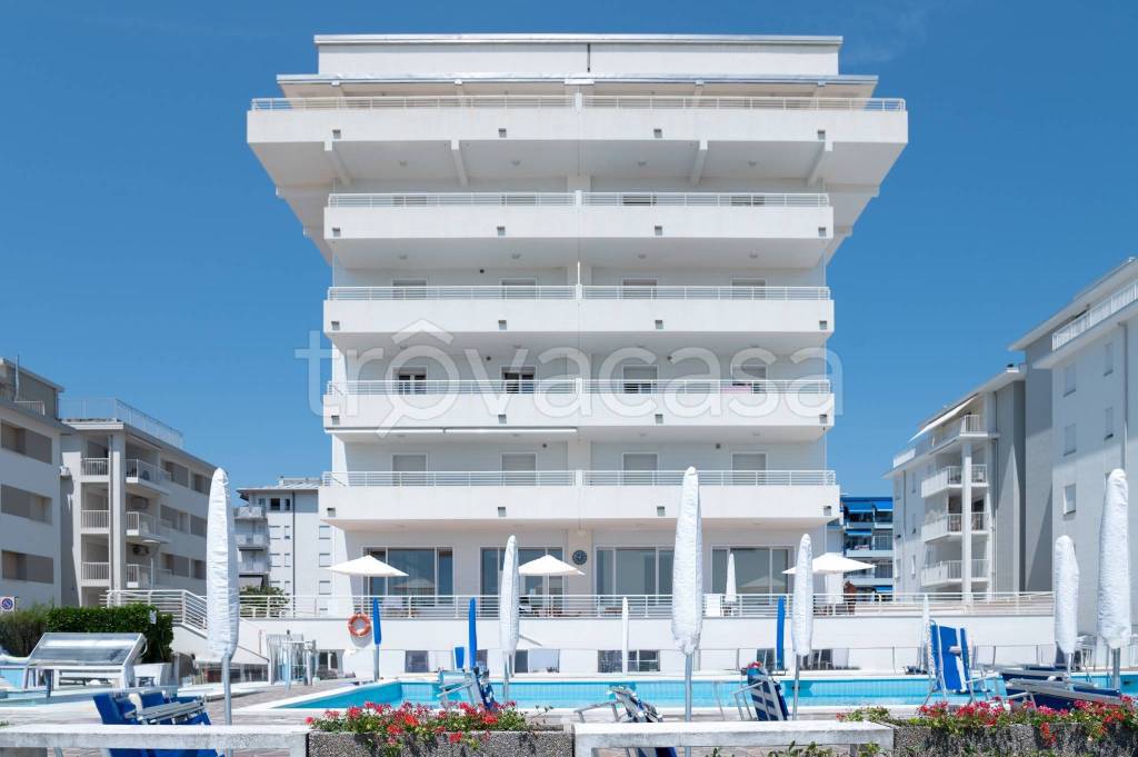 appartamento in vendita a Jesolo in zona Lido