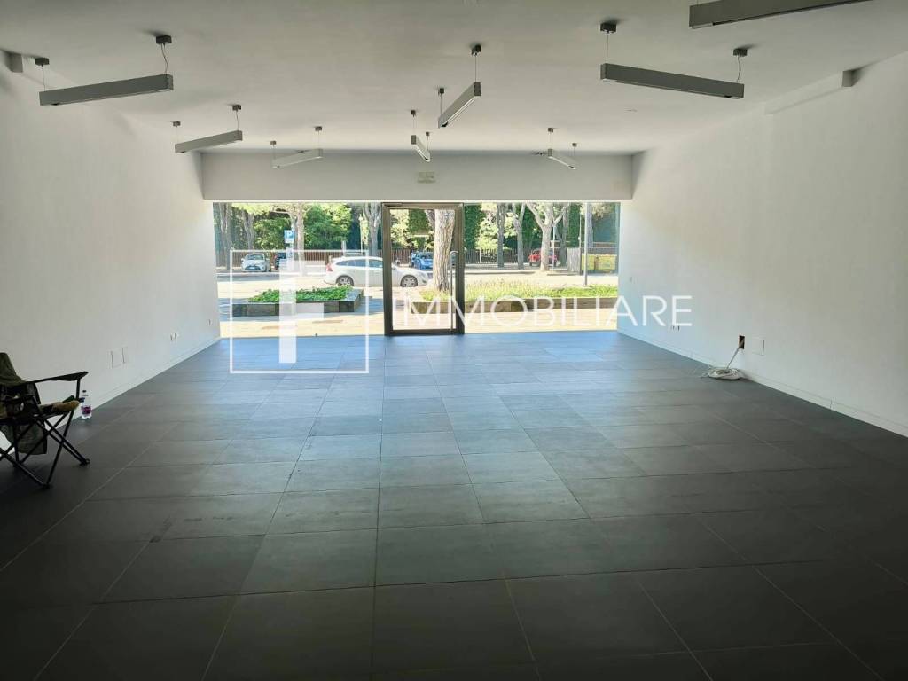 negozio in vendita a Jesolo