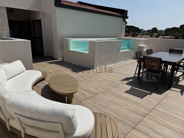 appartamento in vendita a Jesolo in zona Lido