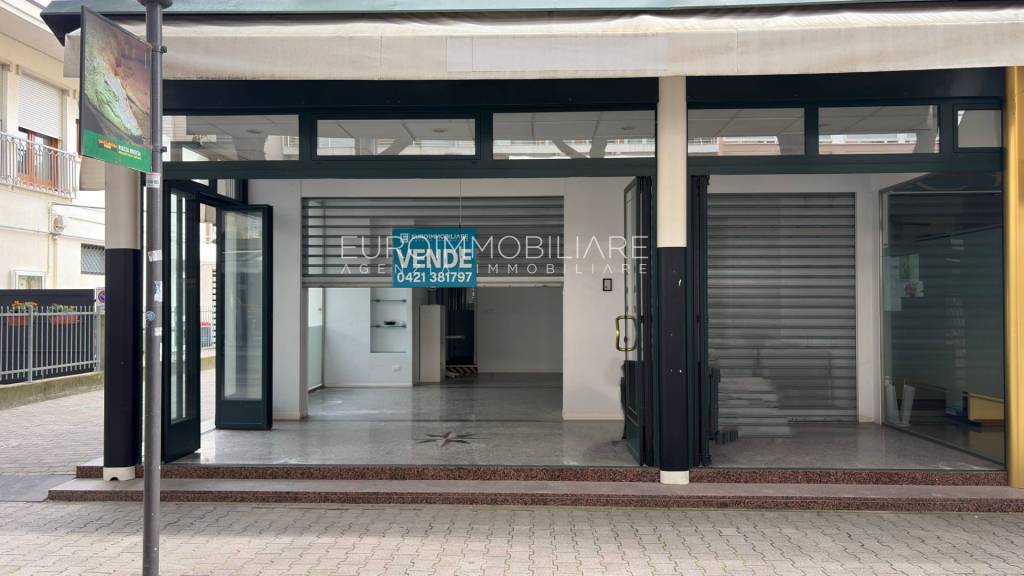 negozio in vendita a Jesolo
