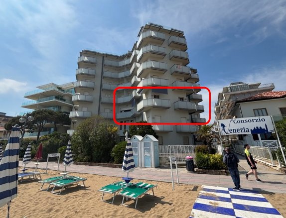 appartamento in vendita a Jesolo in zona Lido