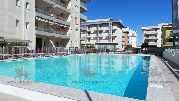 appartamento in vendita a Jesolo in zona Lido