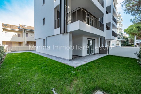 appartamento in vendita a Jesolo in zona Lido