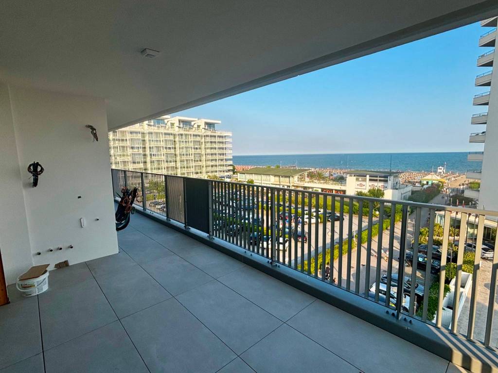 appartamento in vendita a Jesolo in zona Lido