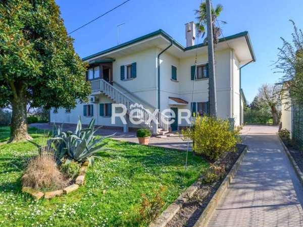 casa indipendente in vendita a Jesolo