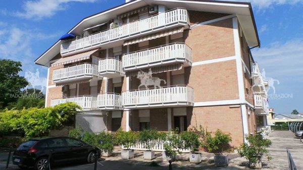 appartamento in vendita a Jesolo in zona Lido