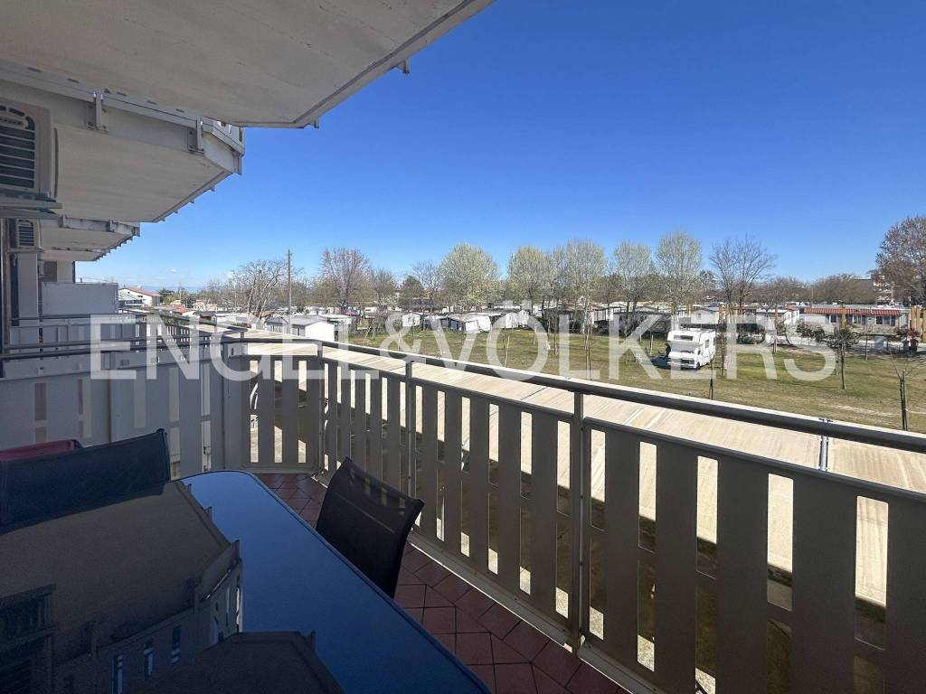 appartamento in vendita a Jesolo in zona Lido