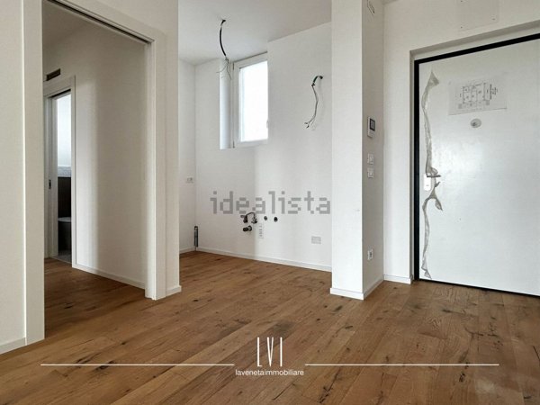 appartamento in vendita a Jesolo in zona Lido