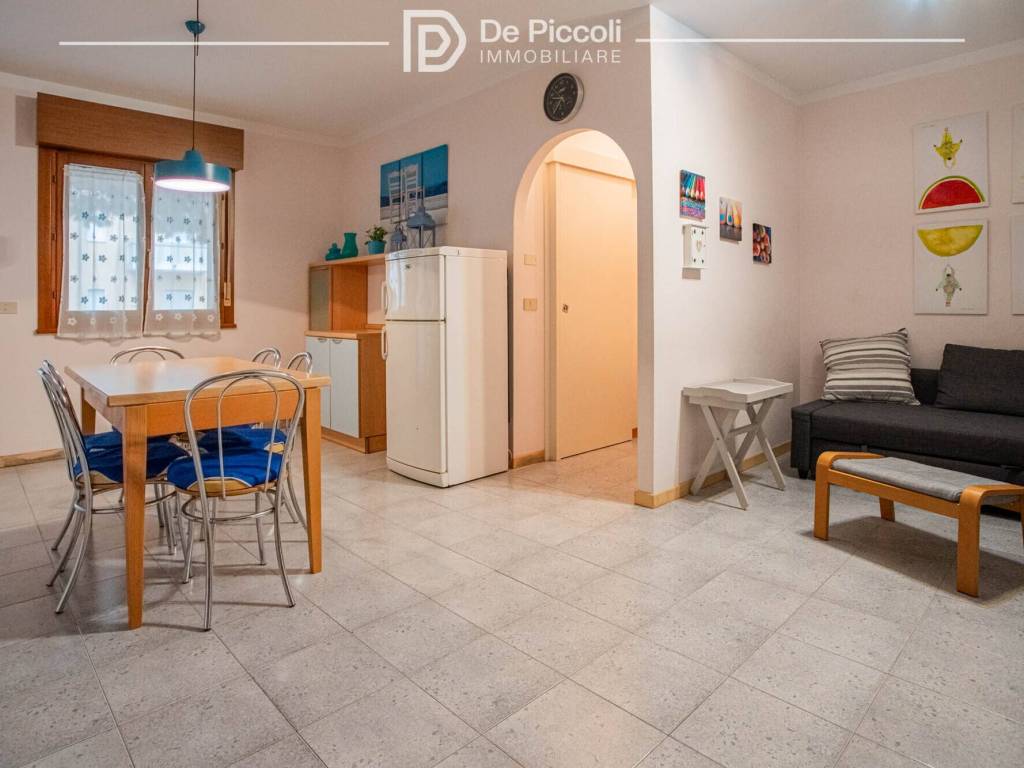 appartamento in vendita a Jesolo in zona Lido