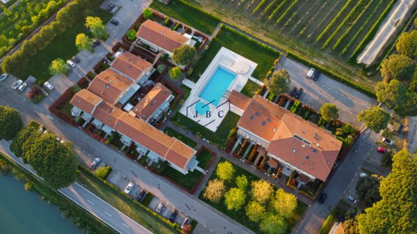 casa indipendente in vendita a Jesolo in zona Lido