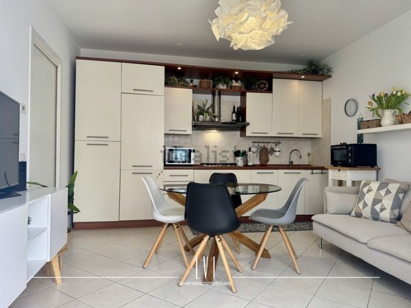 appartamento in vendita a Jesolo in zona Lido