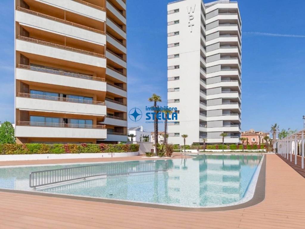 appartamento in vendita a Jesolo in zona Lido