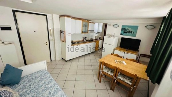 appartamento in vendita a Jesolo in zona Lido