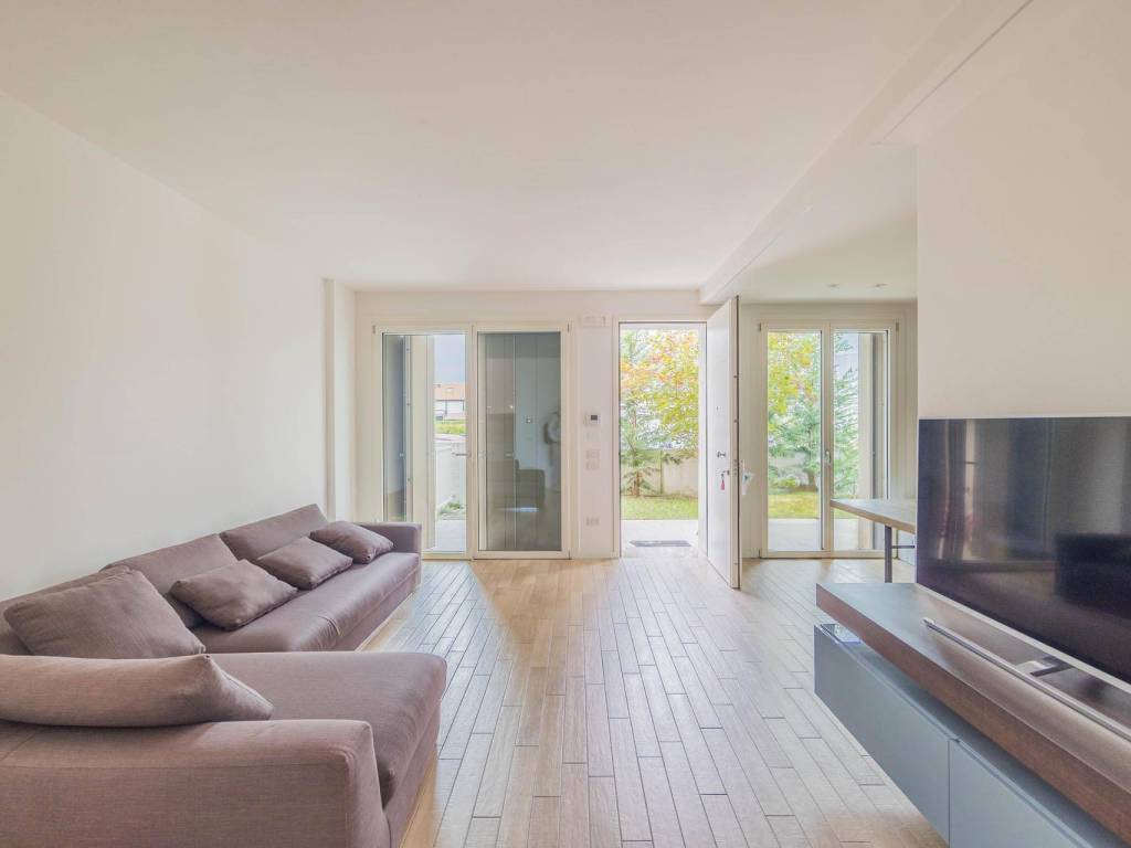 casa indipendente in vendita a Jesolo