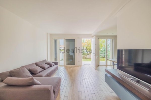 casa indipendente in vendita a Jesolo