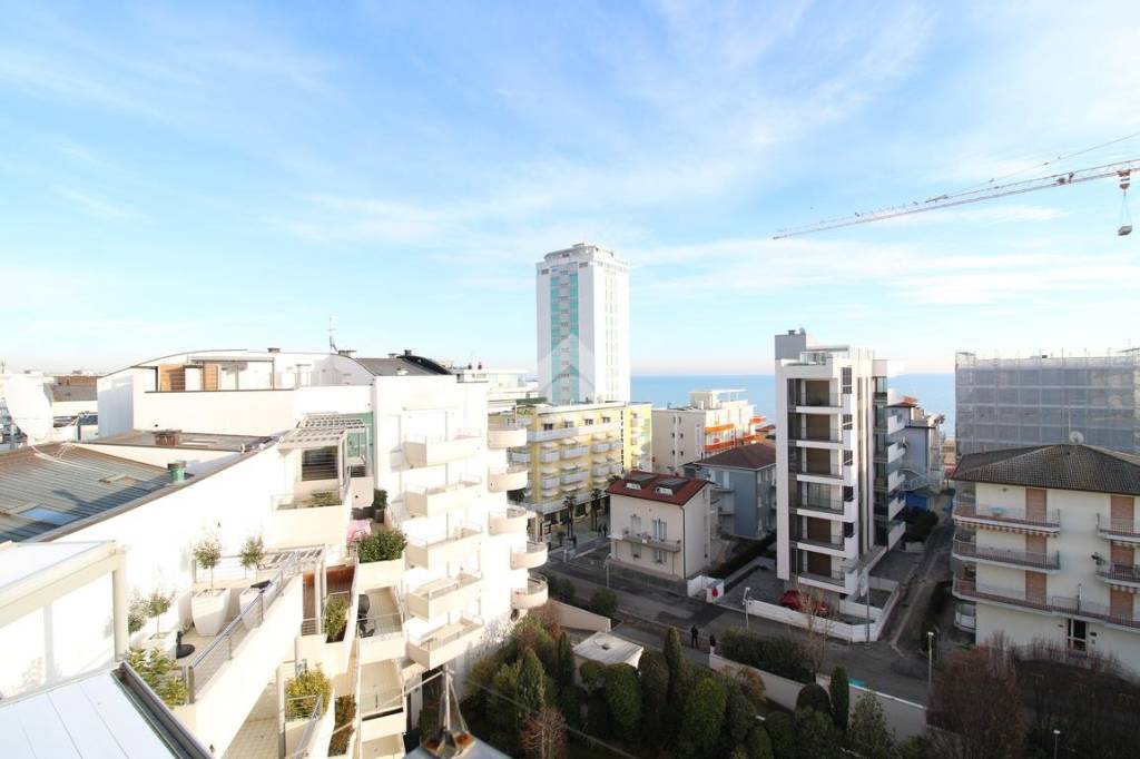 appartamento in vendita a Jesolo in zona Lido