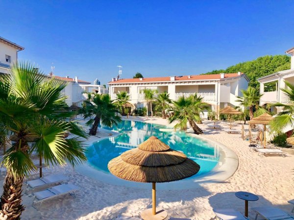 appartamento in vendita a Jesolo in zona Lido