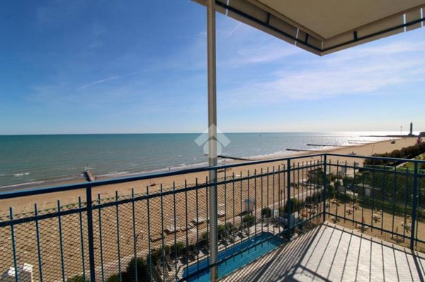 appartamento in vendita a Jesolo in zona Lido