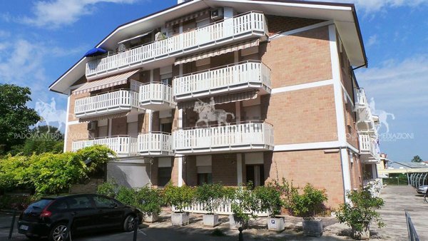 appartamento in vendita a Jesolo in zona Lido
