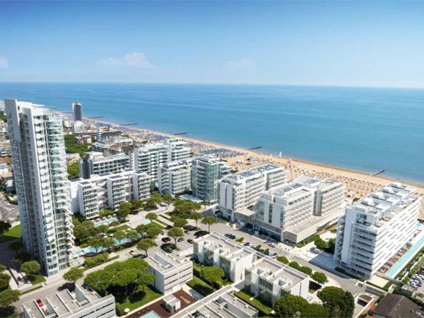 appartamento in vendita a Jesolo in zona Lido
