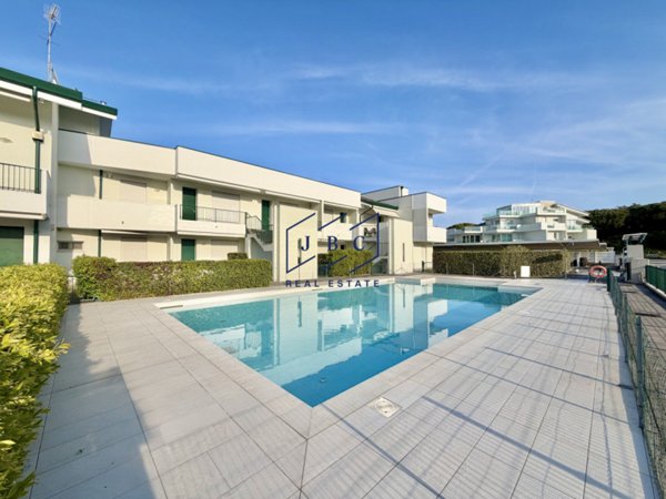 appartamento in vendita a Jesolo in zona Lido