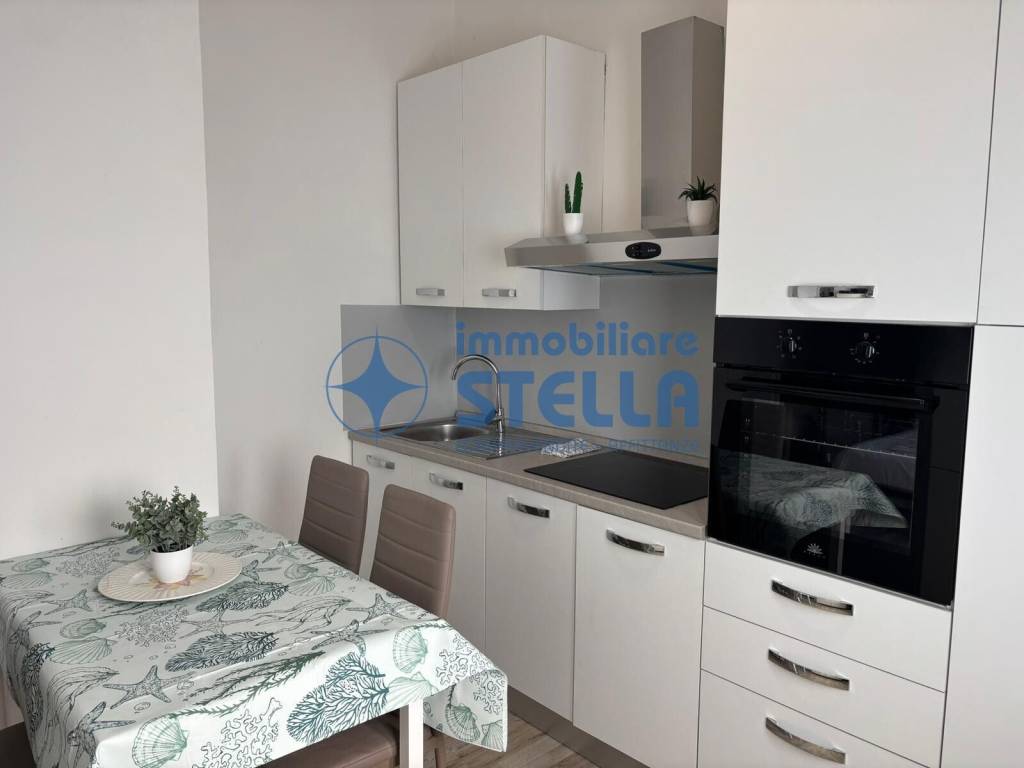 appartamento in vendita a Jesolo in zona Lido