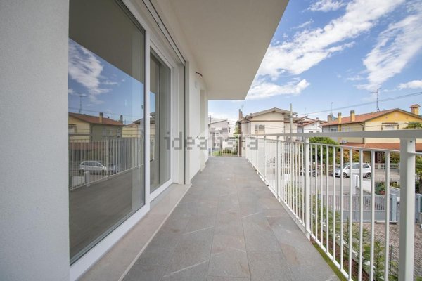 appartamento in vendita a Jesolo in zona Lido