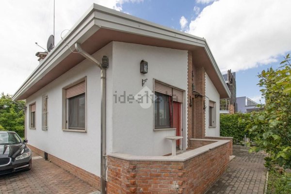 casa indipendente in vendita a Jesolo in zona Lido