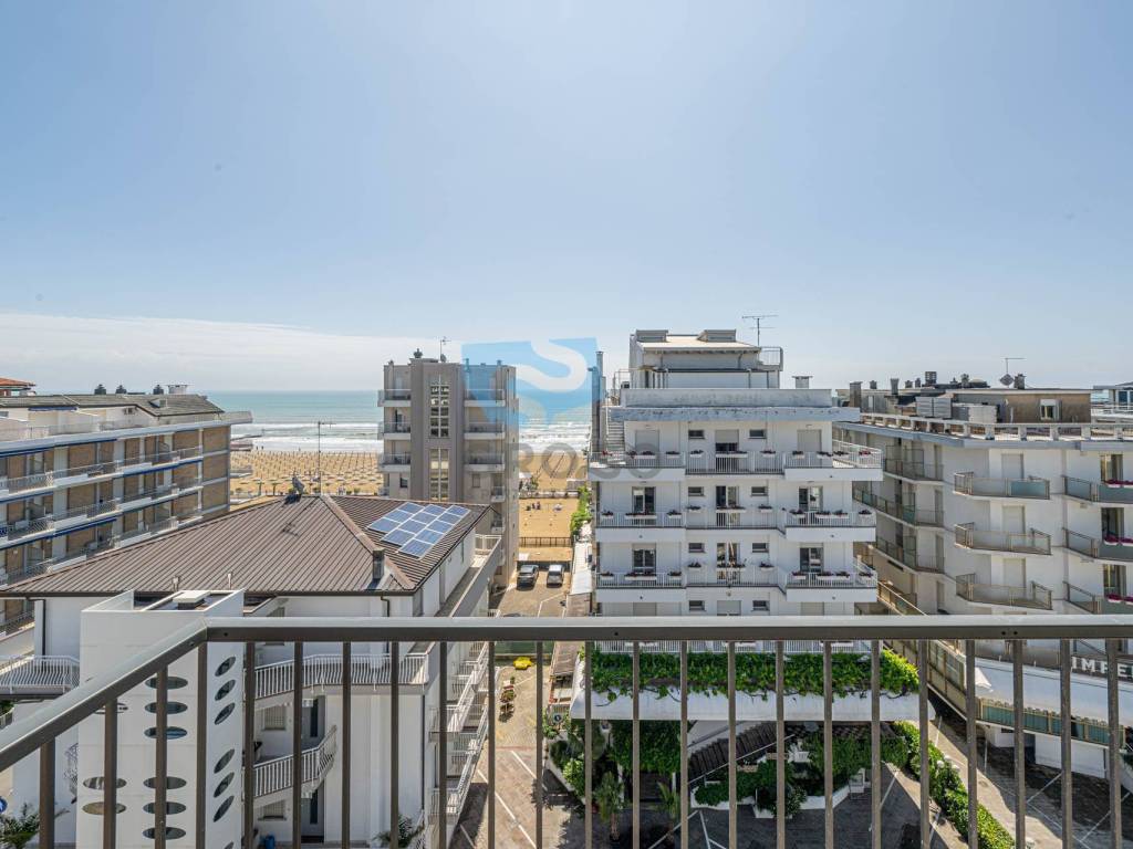 appartamento in vendita a Jesolo in zona Lido