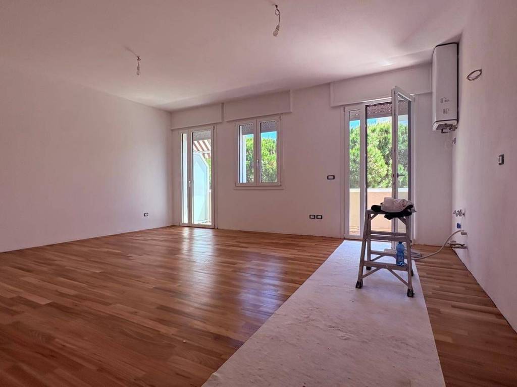 appartamento in vendita a Jesolo in zona Lido