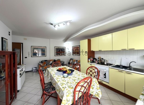 appartamento in vendita a Jesolo in zona Lido