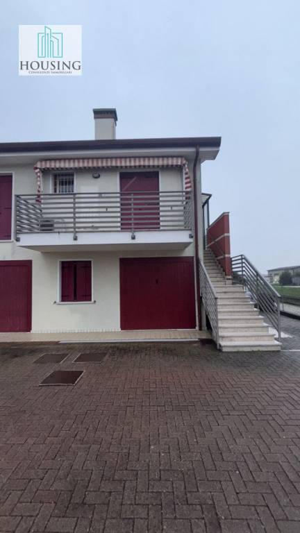appartamento in vendita a Jesolo in zona Passarella di Sotto