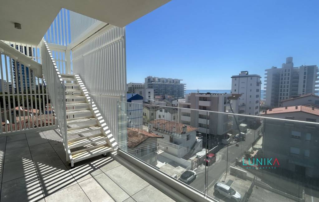 appartamento in vendita a Jesolo in zona Lido