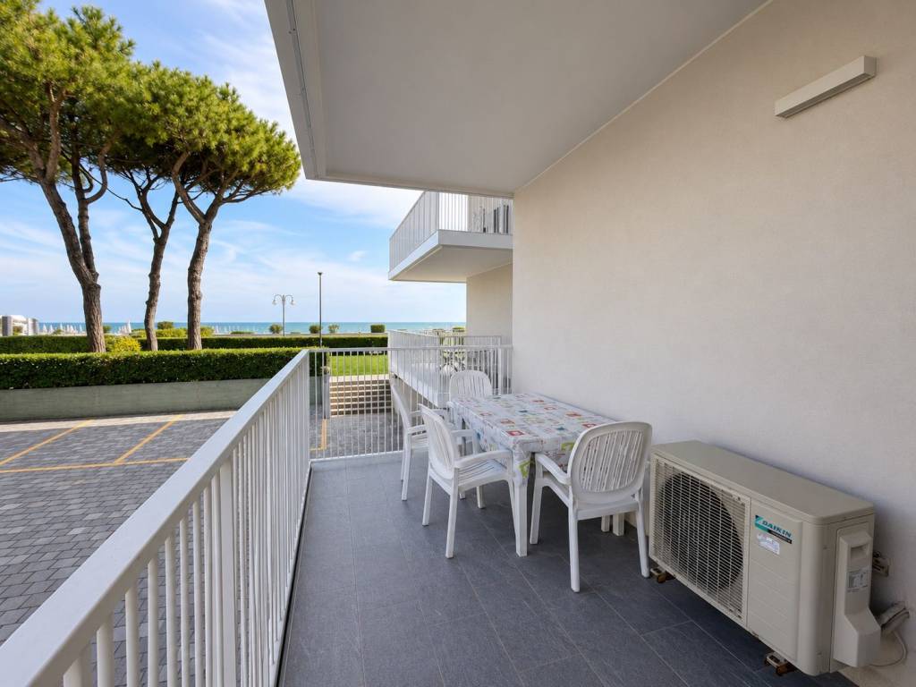 appartamento in vendita a Jesolo in zona Lido