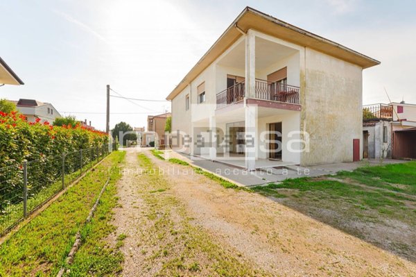 casa semindipendente in vendita a Jesolo in zona Cortellazzo