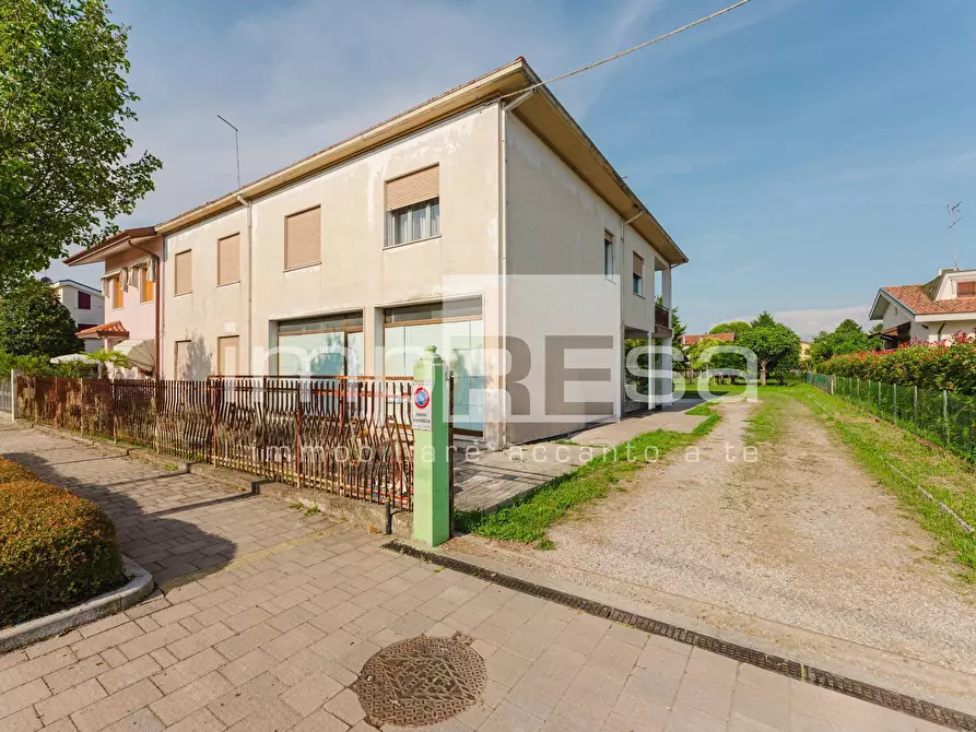casa indipendente in vendita a Jesolo in zona Cason Fornaci