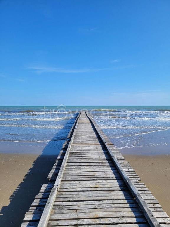 appartamento in vendita a Jesolo in zona Lido